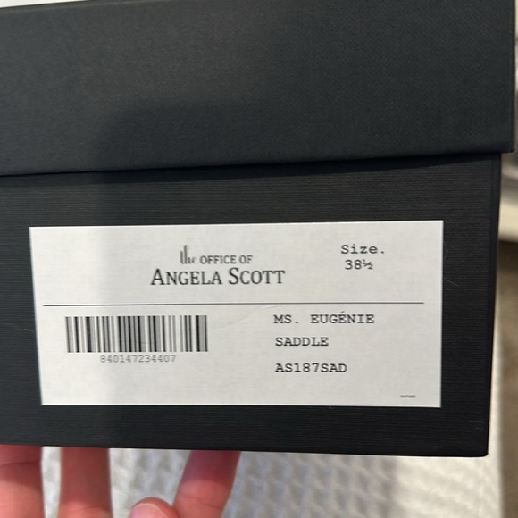NWT Office of Angela Scott Ms Eugenie Saddle oxford 38.5 (8.5) - Picture 5 of 5